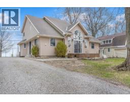 17938 Lakeshore ROAD, Rondeau Park, Ontario