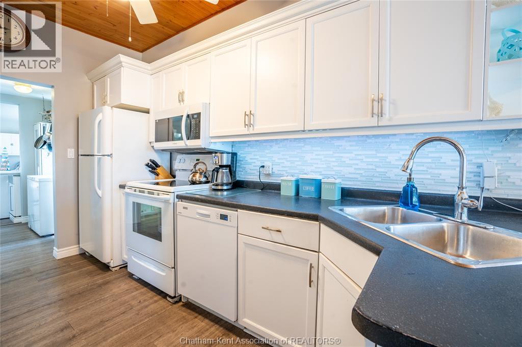 523 Bayview Avenue, Erieau, Ontario  N0P 1N0 - Photo 8 - 26007501