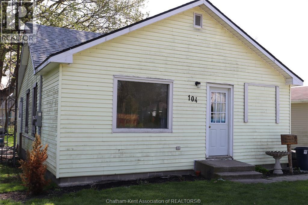 104 Stanley Street, Blenheim, Ontario  N0P 1A0 - Photo 1 - 26005695