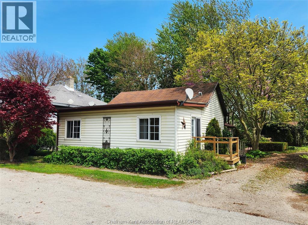 8626 Chester Street, Cedar Springs, Ontario  N0P 1E0 - Photo 2 - 26011345
