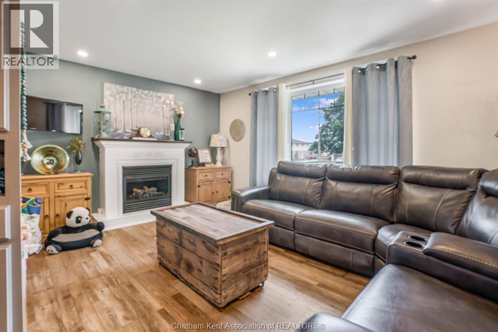 210 Chatham Street North, Blenheim, Ontario  N0P 1A0 - Photo 4 - 26014176