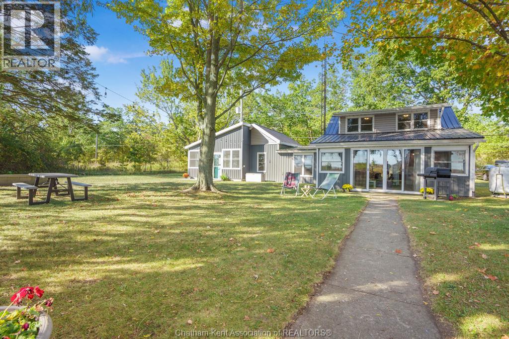 17178 Lakeshore Road, Rondeau Park, Ontario  N0P 1X0 - Photo 28 - 26016078