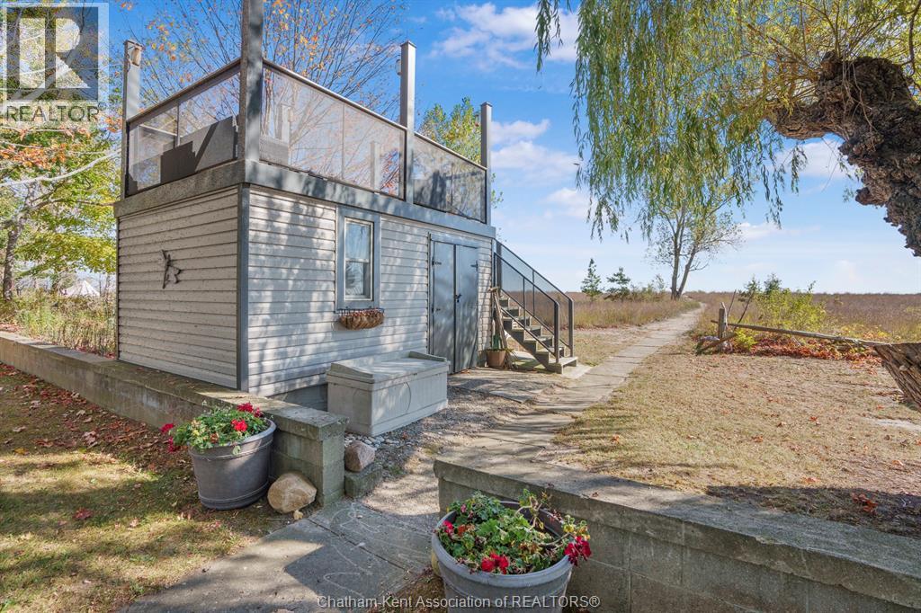 17178 Lakeshore Road, Rondeau Park, Ontario  N0P 1X0 - Photo 33 - 26016078
