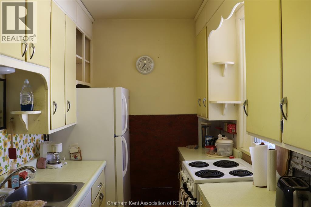 171 Talbot Street West, Blenheim, Ontario  N0P 1A0 - Photo 3 - 26018238