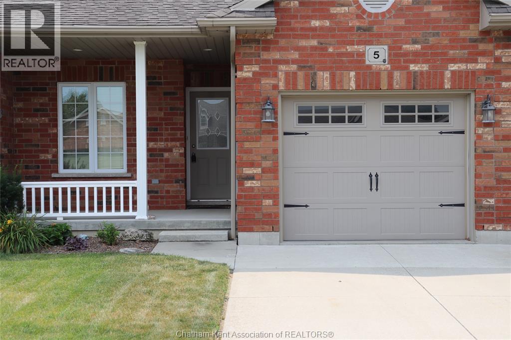 5 Autumn Court, Blenheim, Ontario  N0P 1A0 - Photo 2 - 26018205